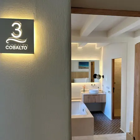 Setblaus Boutique Hotel 4*